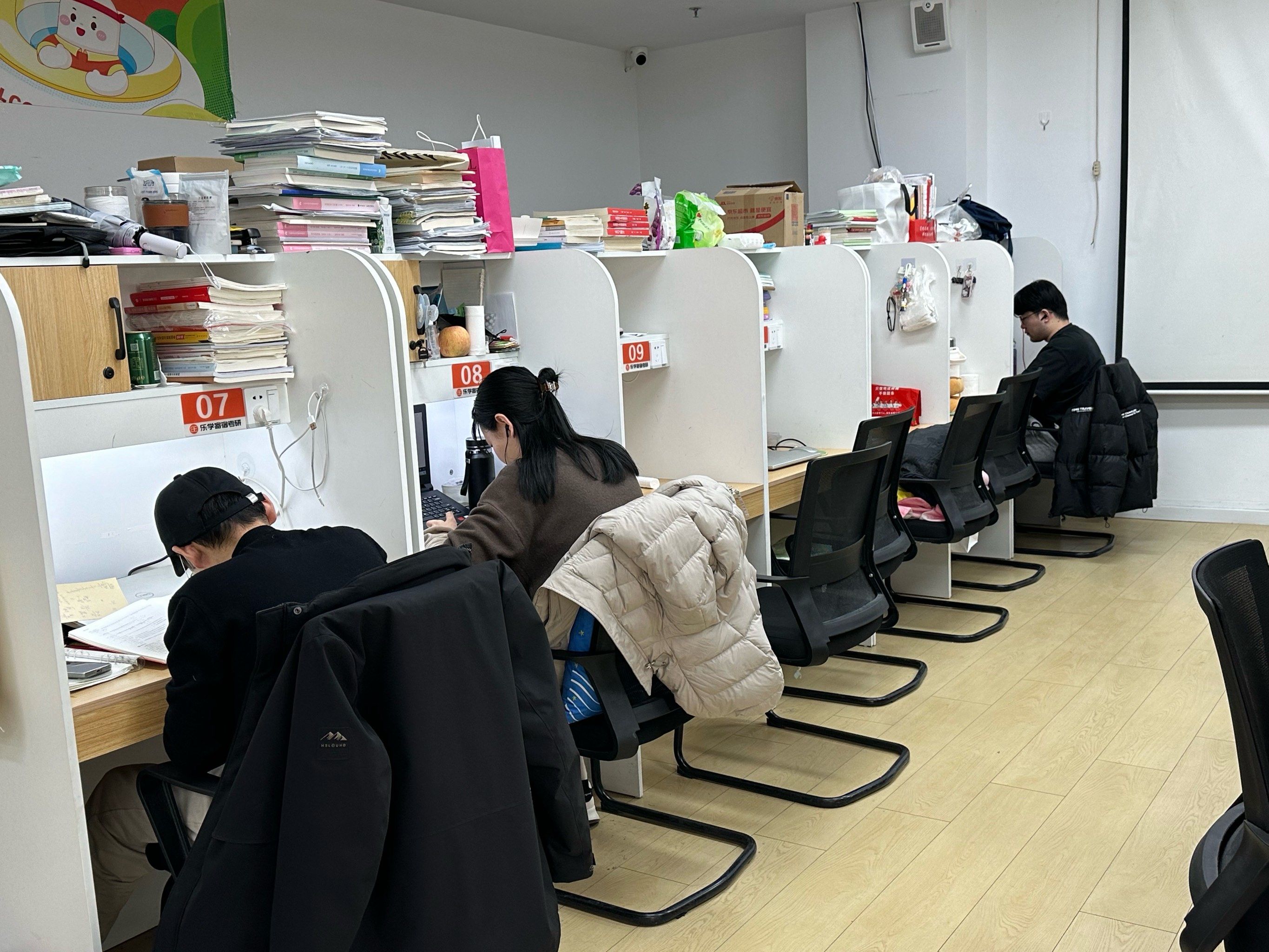 免費??提前入住,這家寄宿自習室太全面了——沉浸式備考新體驗,服務堪比五星酒店